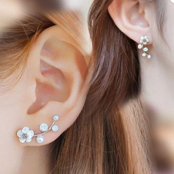 Floral Flower Climber Pearl Stud Earrings New - Picture 2 of 12